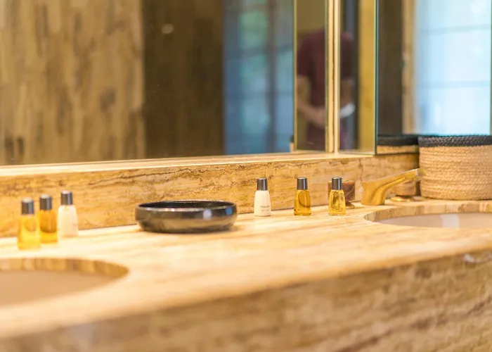 Villa Pereire - Superbe A 50 Metres De La